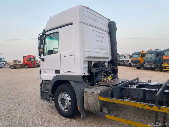 للبيع راس أكتروس 2008 نقل عام 7