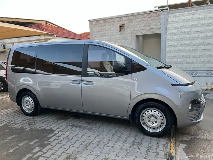 ستاريا 2022 ديزل 11 راكب نظيف جدا لدى قمة الاطلال 6