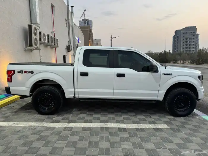 فورد اف F150 2020 دبل 8 سلندر - عليه اضافات 4