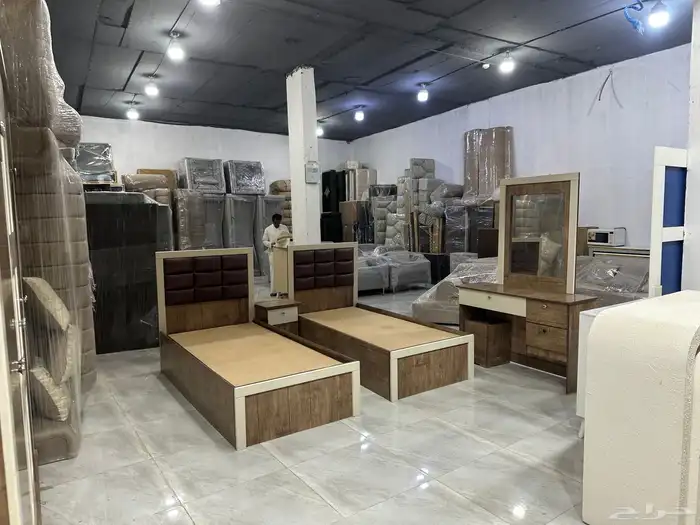 كنبات وغرف نوم ومجالس ومطابخ 24