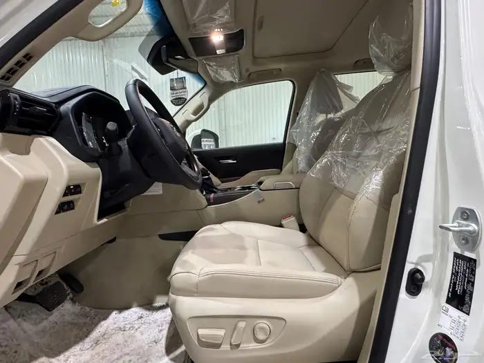 تويوتا جكسار L4 بنزين 2025 ممشى قليل جدا 5