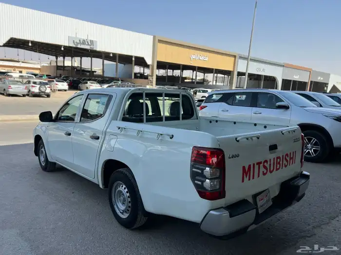 ميتسوبيشي L200 غمارتين 2022 بنزين 5