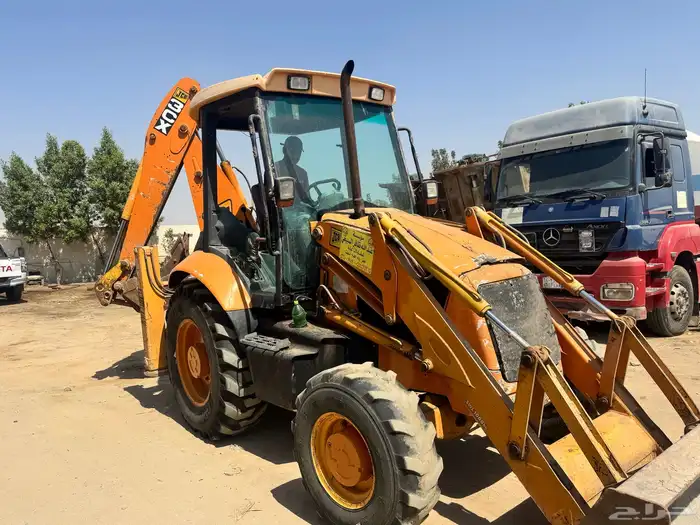 عرجاء  jcb باكهول 3cx بريطاني 2005 للبيع 1