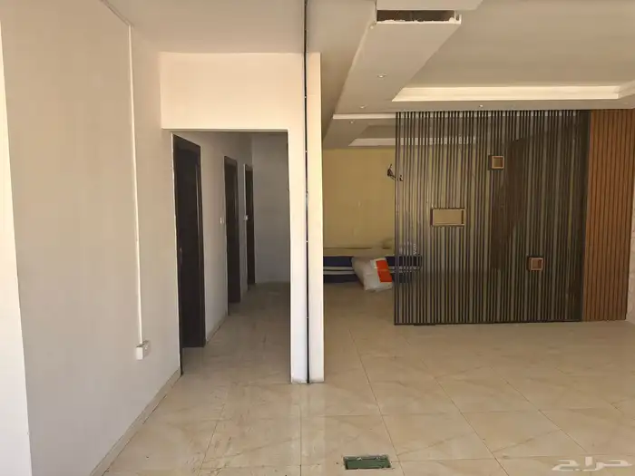 مكتب للايجار عبارة عن دور المساحة 85م2 شمال مستشفي الامين 3