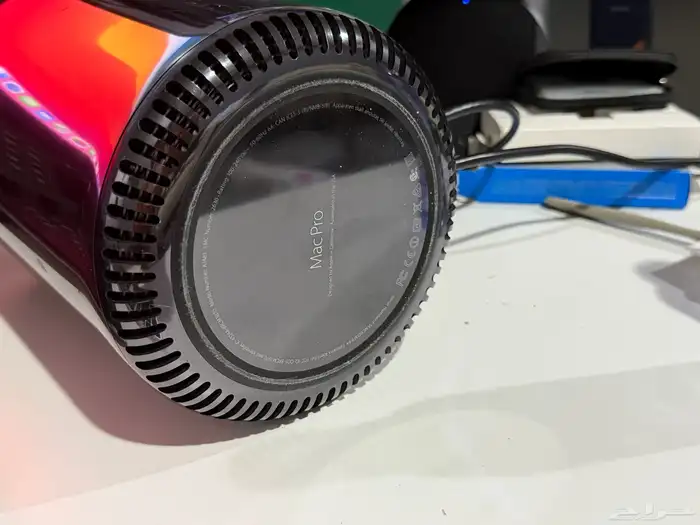 Mac Pro 2013 (8-Core Xeon   Dual D700) 2