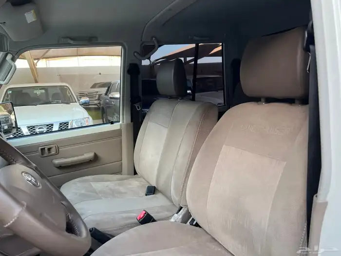 شاص 2016 ديزل غمارتين عداد 99.000 نظيف جدا لدى قمة الاطلال 45