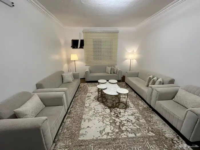 كنبات وغرف نوم ومجالس ومطابخ 0