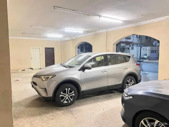 راف فور 2018 فضي للبيع 0