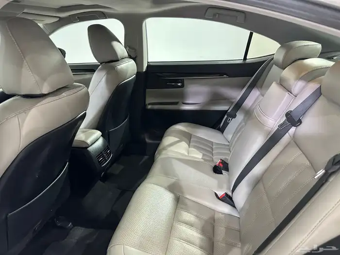 لكزس ES350 2016 11