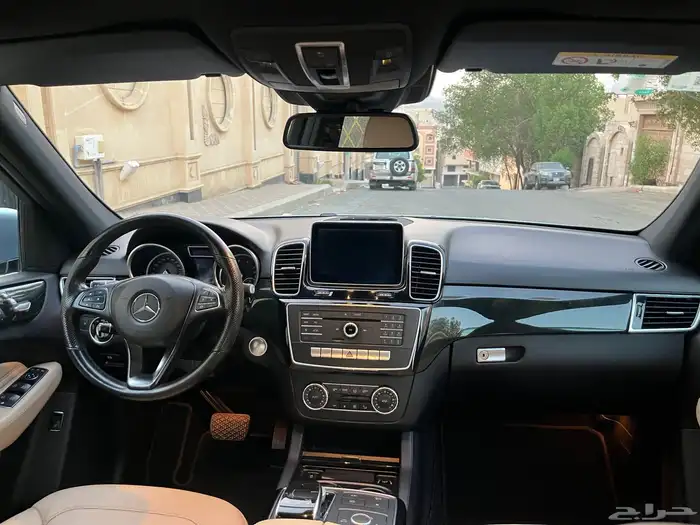 مرسيدس GLE 400 ممشى قليل 16