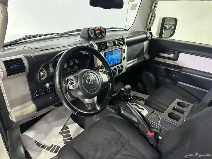 تويوتا اف جي 2010 سعودي 12