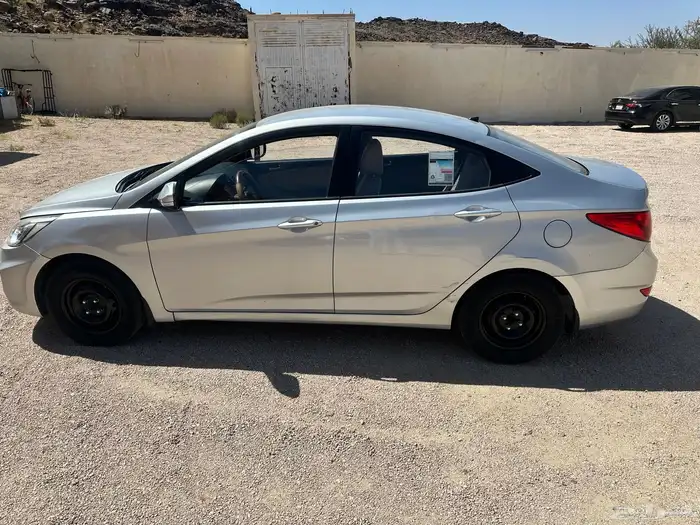 اكسنت 2017 مالك اول 0