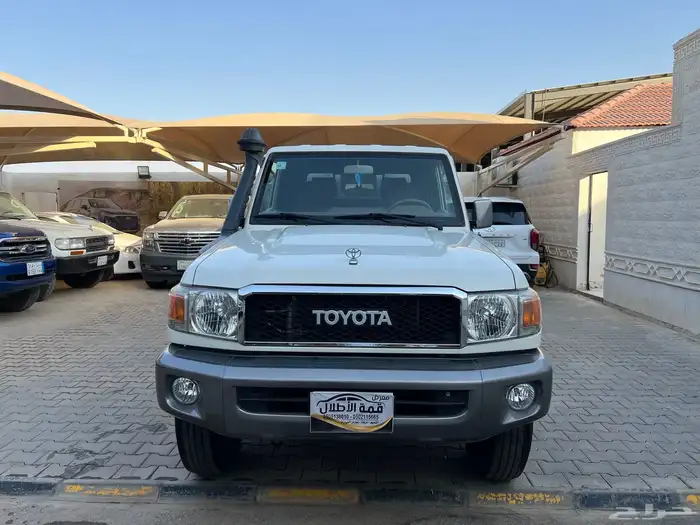 شاص 2016 ديزل غمارتين عداد 99.000 نظيف جدا لدى قمة الاطلال 0