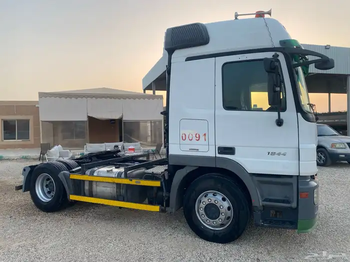 للبيع راس أكتروس 2008 نقل عام 3