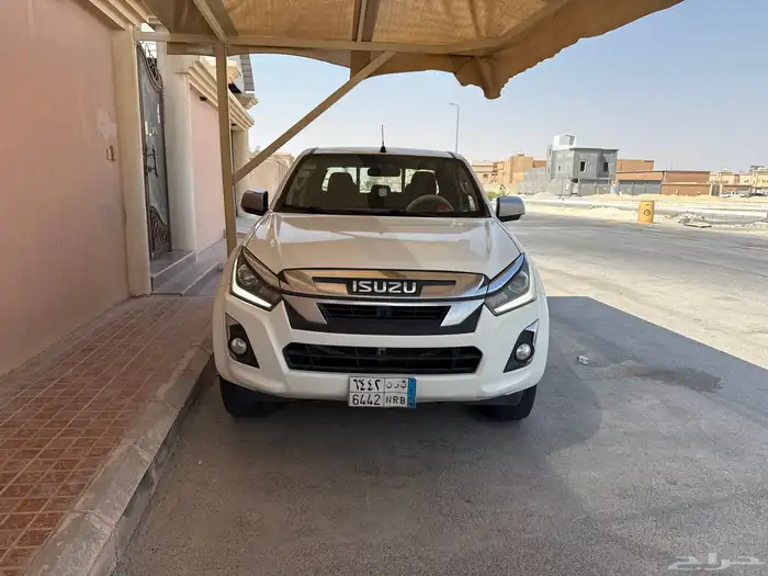 ايسوزو ديماكس موديل  2020 LS 1