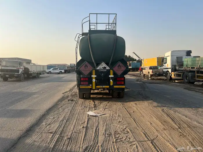 للبيع أو الايجار تانك 1