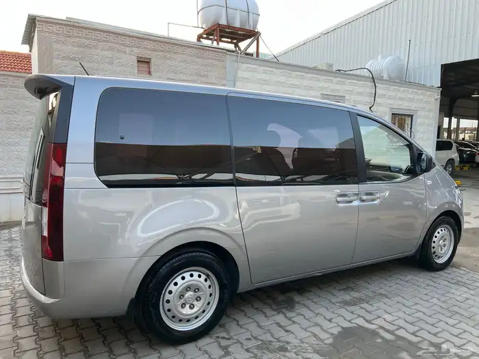 ستاريا 2022 ديزل 11 راكب نظيف جدا لدى قمة الاطلال 9