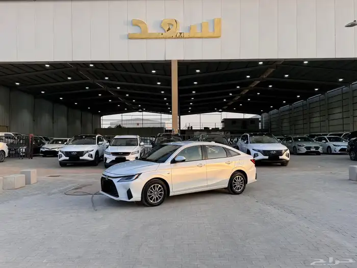 تويوتا يارس 2023 ابيض 0