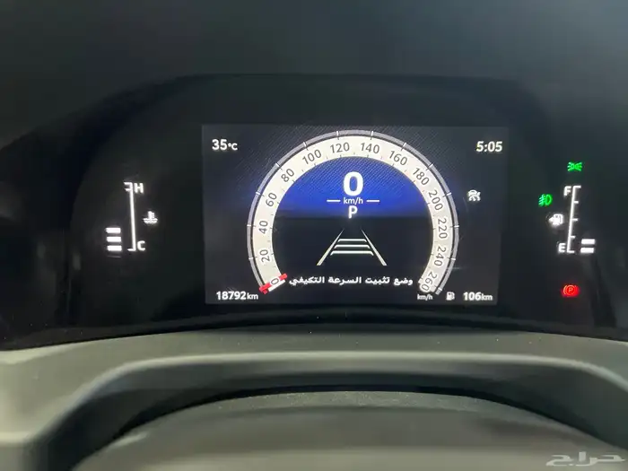 تويوتا لاندكروزر GXR L3. 2025 بنزين سعودي ماشي 18 الف 10