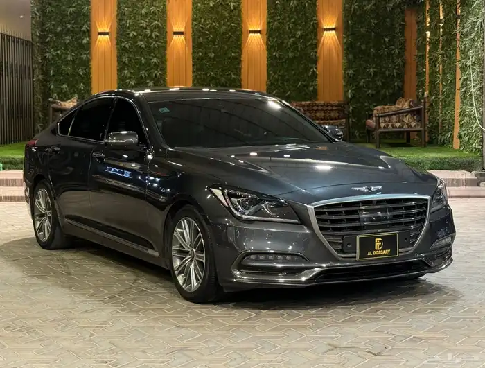 جنسس ((2020))G80بحاله ممتازه 1