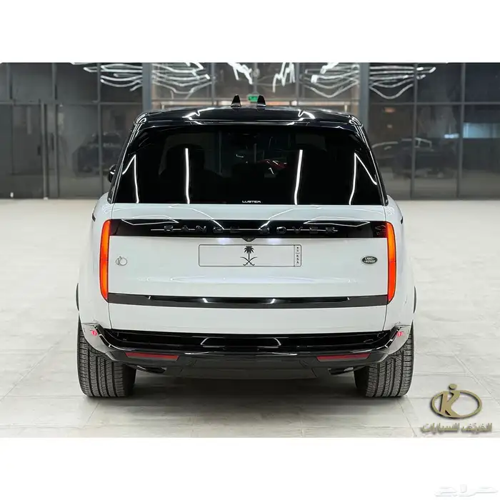 رنج روفر - فوج SE P400 2023 - عداد 72 الف كيلو 4