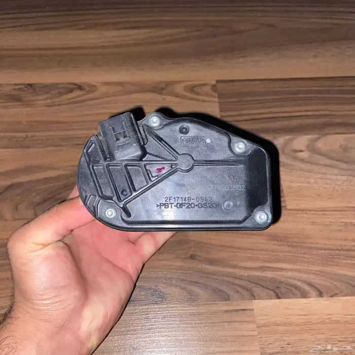 ثروتل دعسة بوابة هواء فورد فيوجن و اسكيب 1