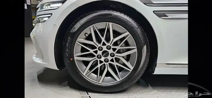 جينيسيس G80 2025 وكاله 4