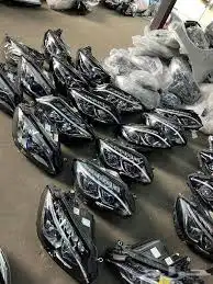 مرسيدس بنز متوفر قطع غيار 3