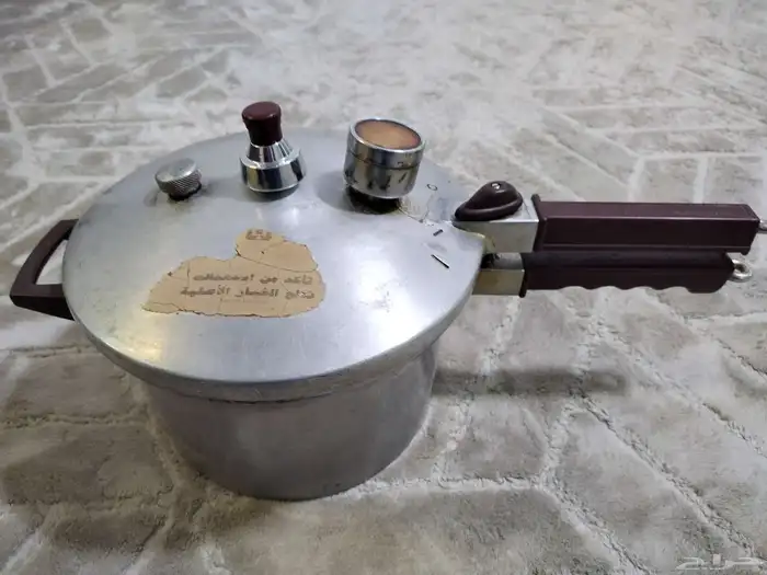 قدرضغط تيربو الماني 4 لتر نظيف جدا كله بلد السعر 800ريال 0