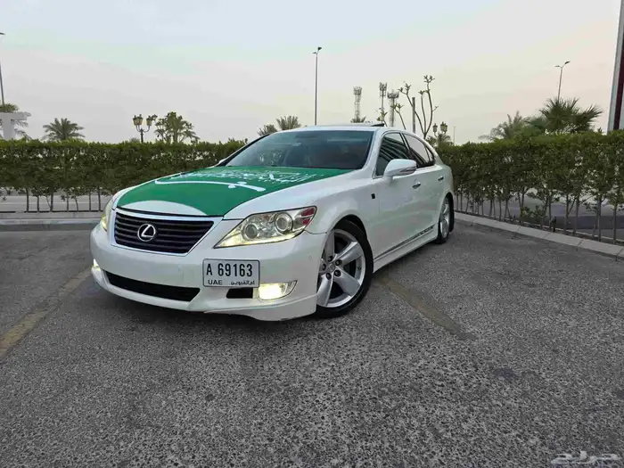 للبيع لكزس LS460 2010 f sport اف سبورت وارد اليبان 13