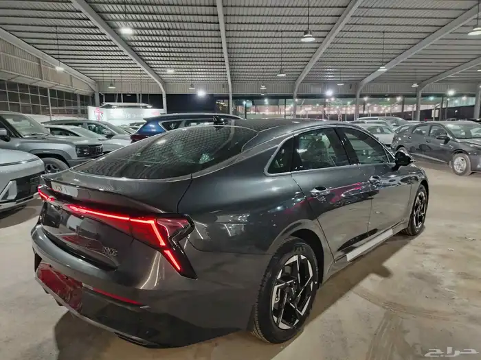 كيا K5 ( نص فل GLS ) موديل 2026 الاهلية 6