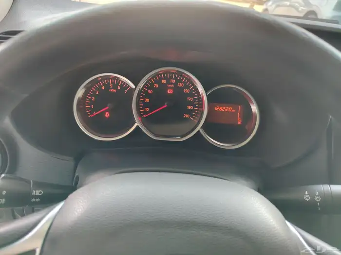 رينو دوكر 2021 12