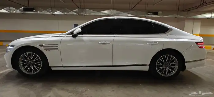 جينسيس G80 2023 7