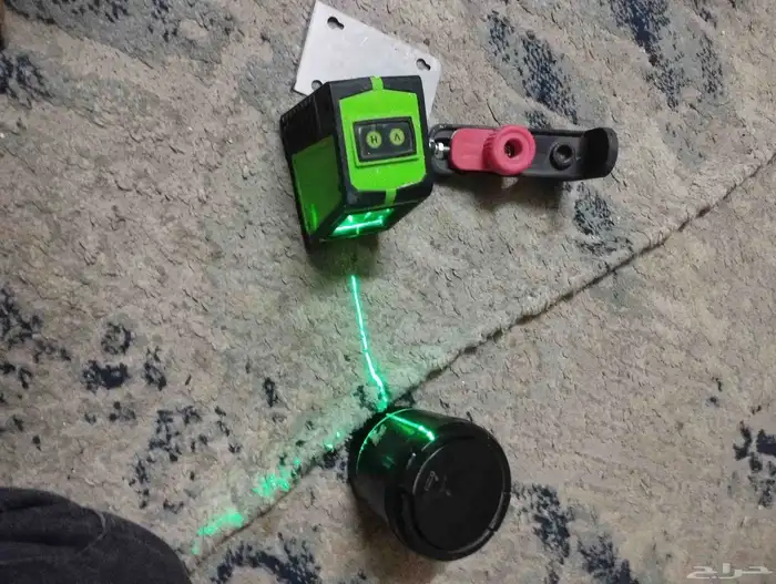 ليزار 2خط علي بيشتغل ب2حجر بطريه مفهش غلطه بصراحه وعن تجربه 1