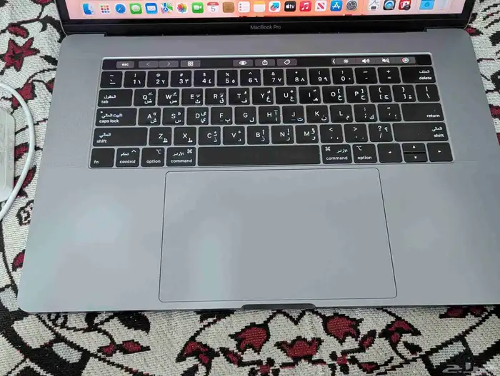 ماك بوك 1