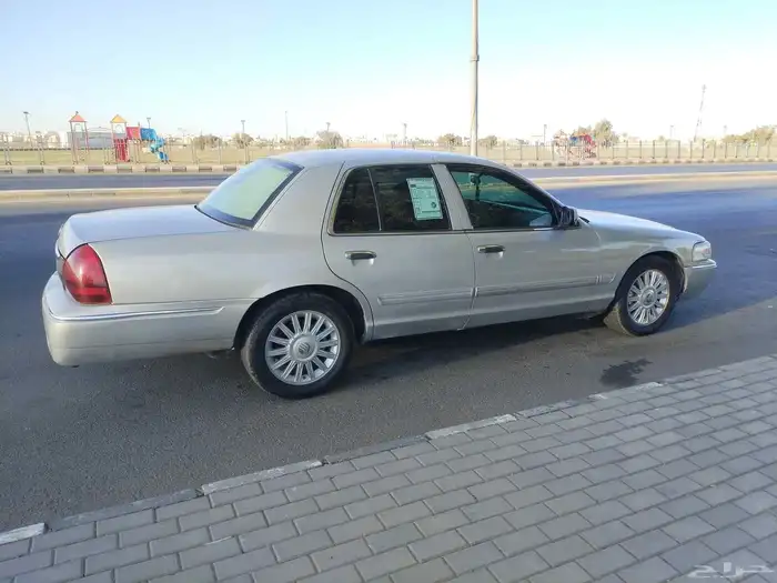 فورد ماركيز 2010 0