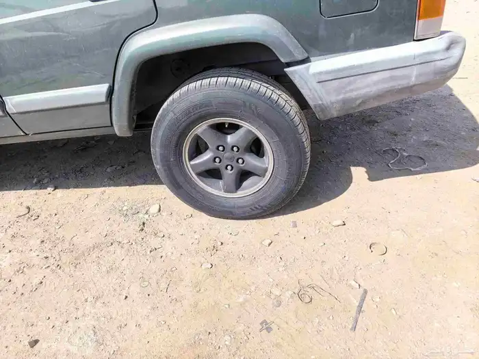 جيب شيروكي 97 11