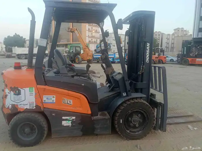 رافعه شوكية دوسان للبيع 2019 نظيف جدا وعلى الفحص 4