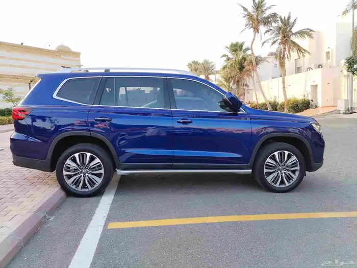 MG RX8 2023 عداد 17 الف وكالة 2