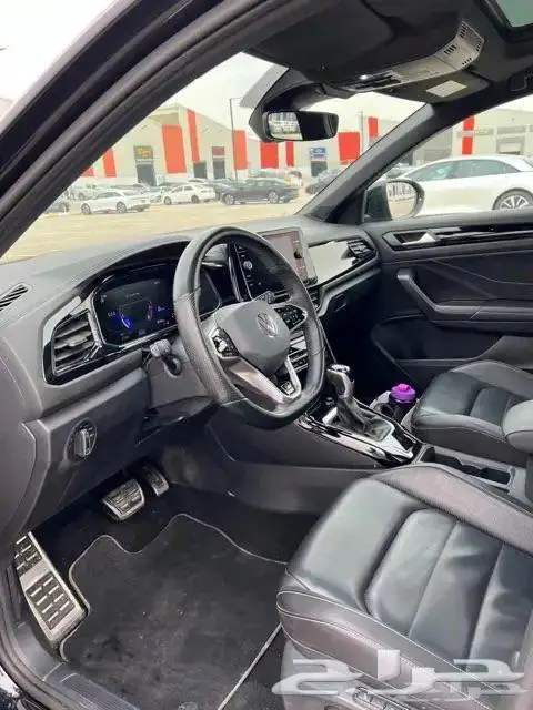 للبيع فولكس فاجن T-ROC 2023 فل كامل R-LIN 9