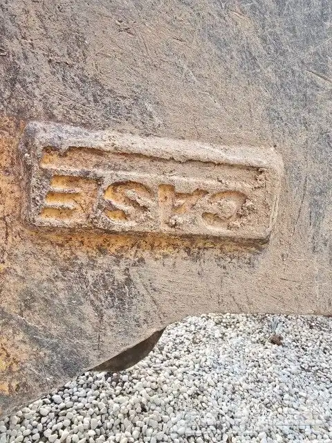 باكيت امريكي شركة(case) مقاس 110 للبيع نظيف للتواصل واتس اب 2