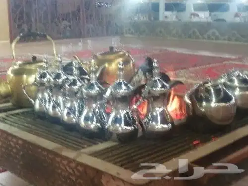 ضيافه عسير تقدم القهوه السعوديه الملكية وشاهي و نعناع 9