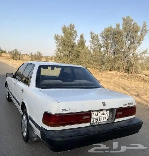 سيارة كريسيدا موديل1993 1