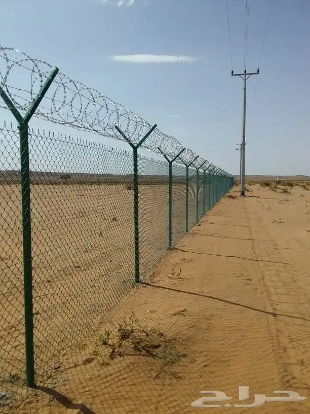 نقوم بتركيب جميع انواع الشبوك 5