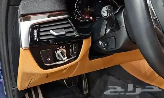 BMW 520I M Sport 2021 استيراد كوريا - معرض العصيمي 9