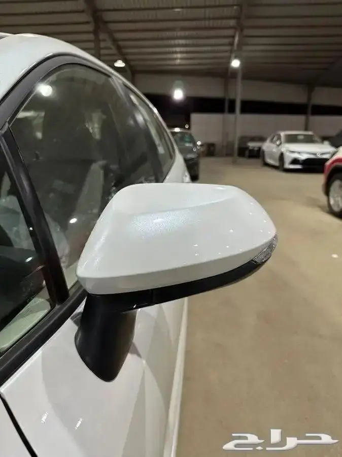 تويوتا كورولا XLI 2.0 طيس بنزين 2025 3