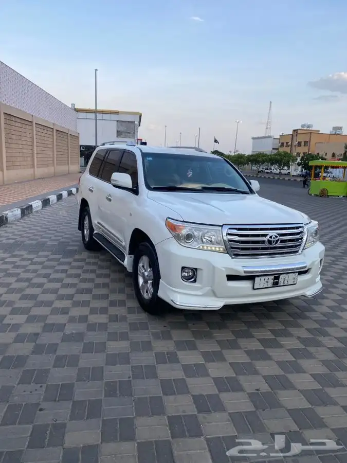 جيب صالون لاندكروزر موديل 2008 مرهم GXR 2015 11