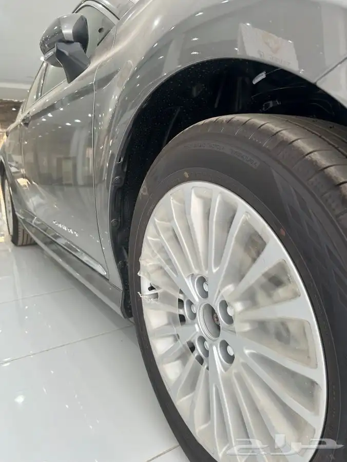 كامري نص فل 2025 15