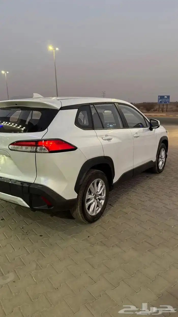 تويوتا كروس نص فل 2024 10