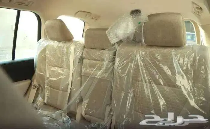 لاندكروزر L3 بنزين موديل 2025 حبه فقط لون اسود 22